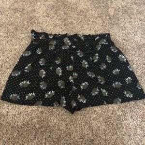 Topshop Daisy Printed Shorts